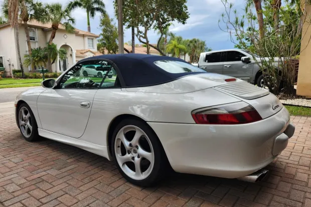 2004 911 Carrera photo 2