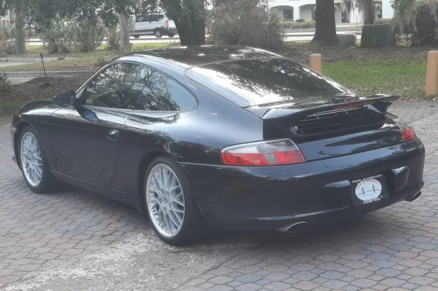 2002 911 Carrera photo 2