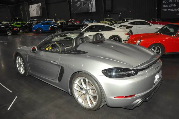 2022 718 Boxster Spyder photo 2