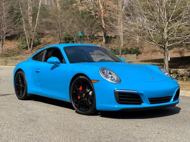 2017 Porsche 911 carrera-s