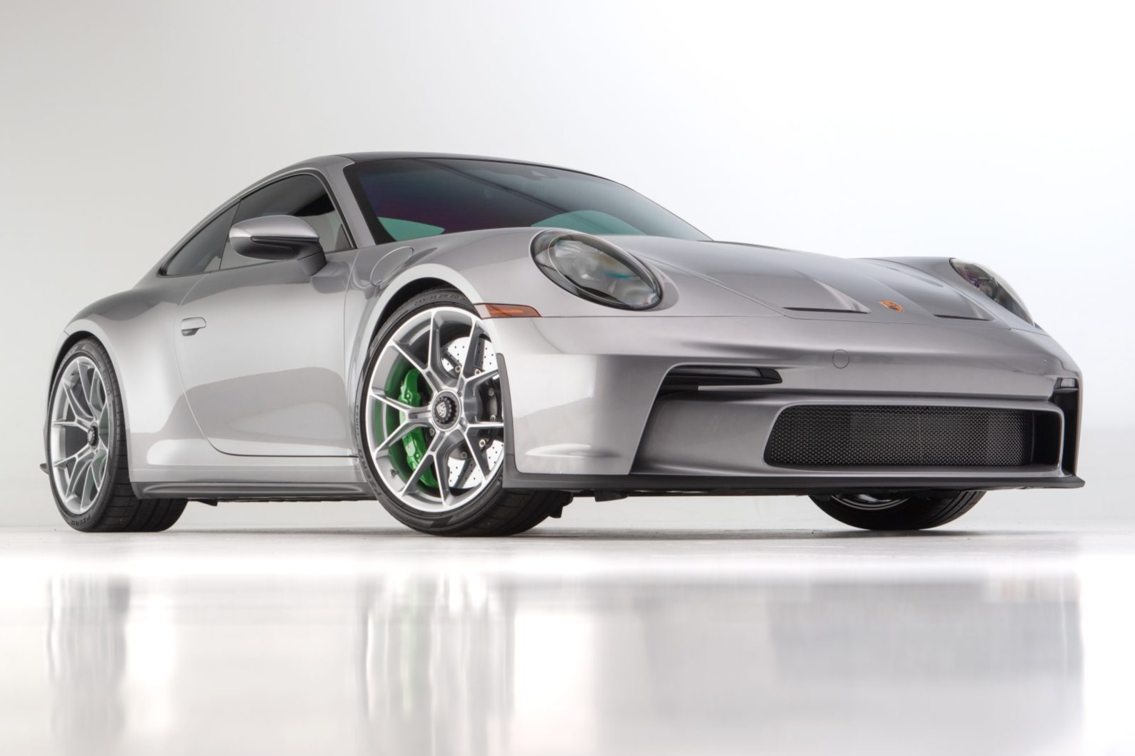 2022 911 GT3 Touring photo 2