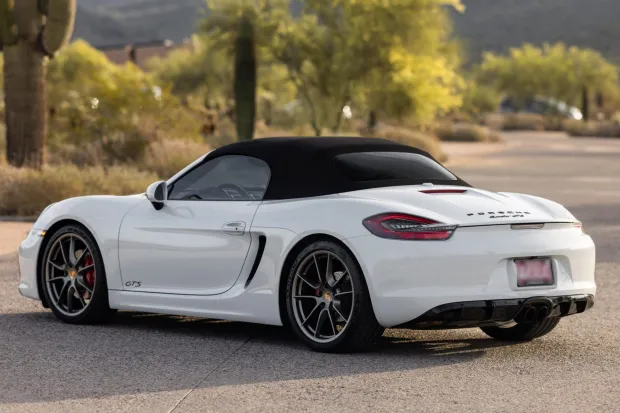 2016 Boxster S photo 2