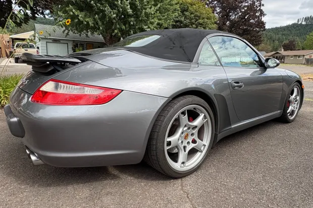 2006 911 Carrera S Cabriolet photo 2