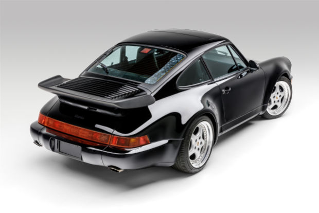 2021 911 Carrera photo 2
