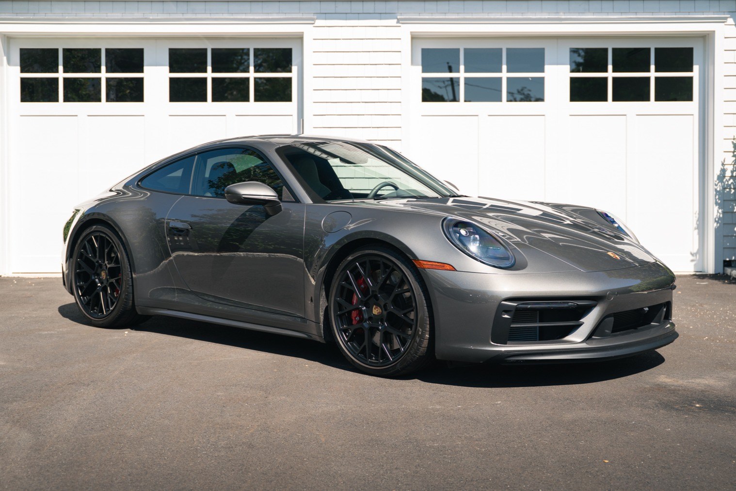 2024 911 Carrera GTS photo 2