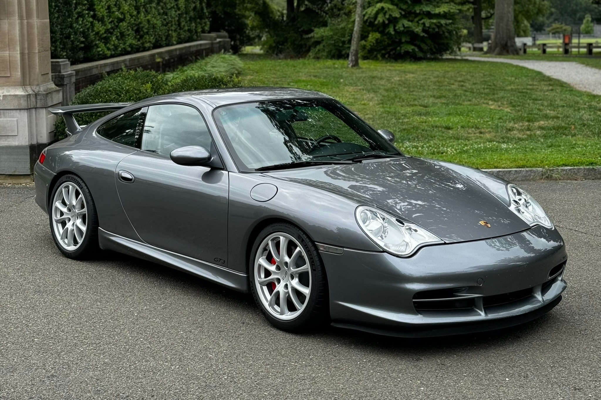 2004 911 GT3 photo 2