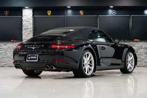 2012 911 Carrera S photo 2