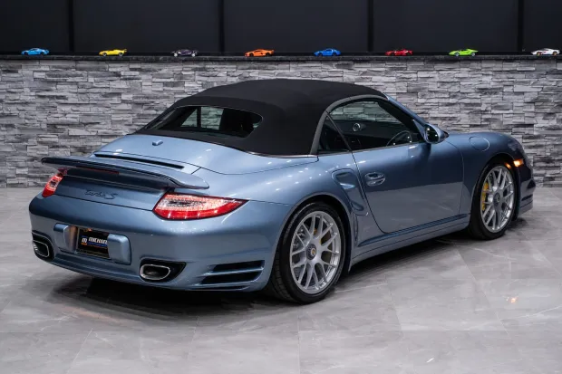 2011 911 Turbo S Cabriolet photo 2