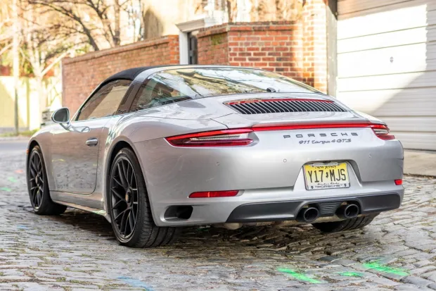 2017 911 Targa 4 GTS photo 2
