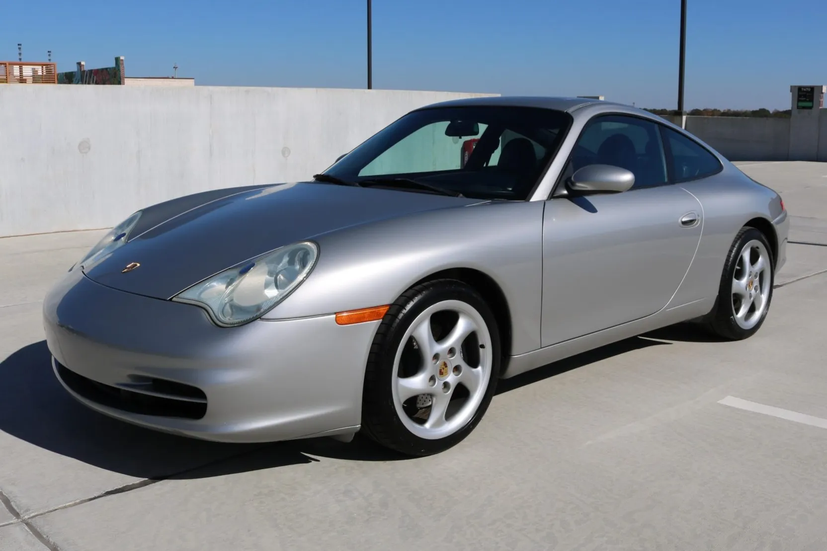 2002 911 Carrera photo 2