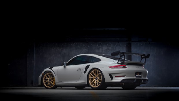 2019 911 GT3 RS photo 2