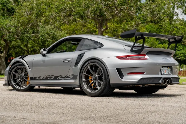 2019 911 GT3 RS photo 2