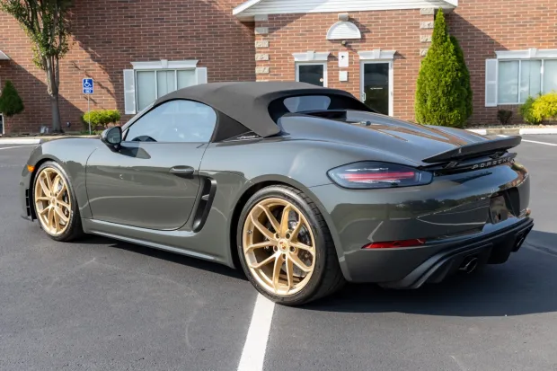 2023 718 Boxster Spyder photo 2