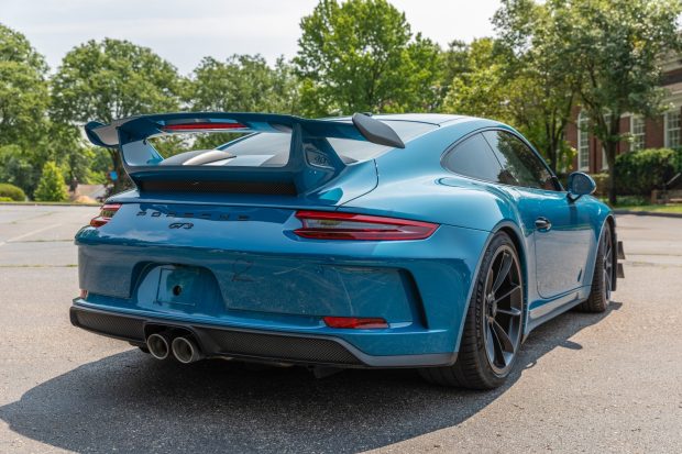 2018 911 GT3 photo 2