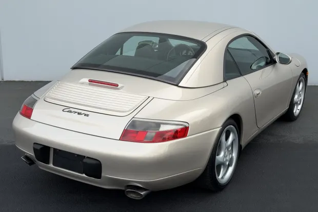 2000 911 Carrera photo 2