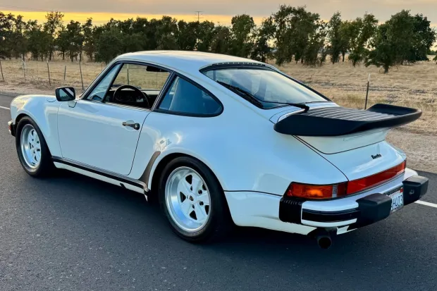 1989 911 Turbo photo 2