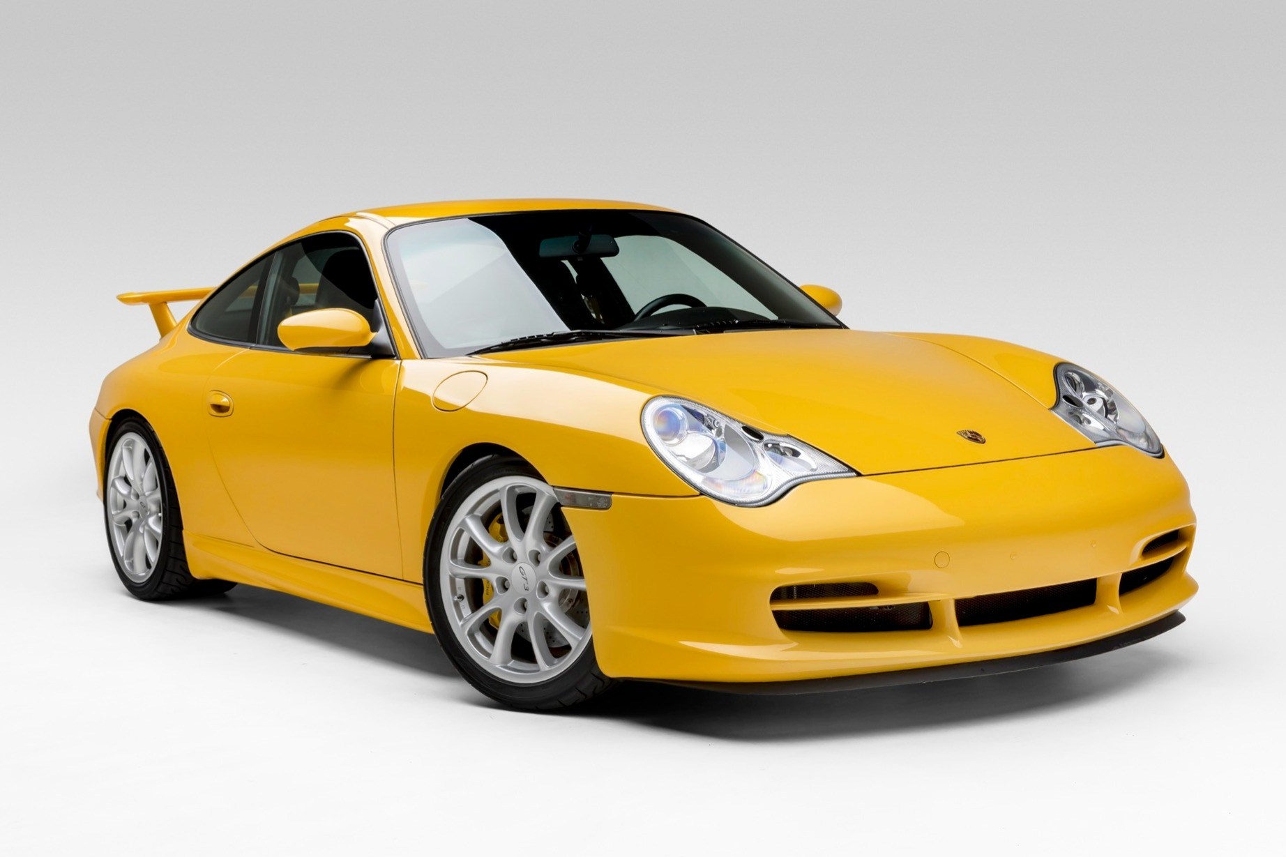 2004 911 GT3 photo 2
