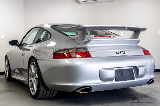 2004 911 GT3 photo 2