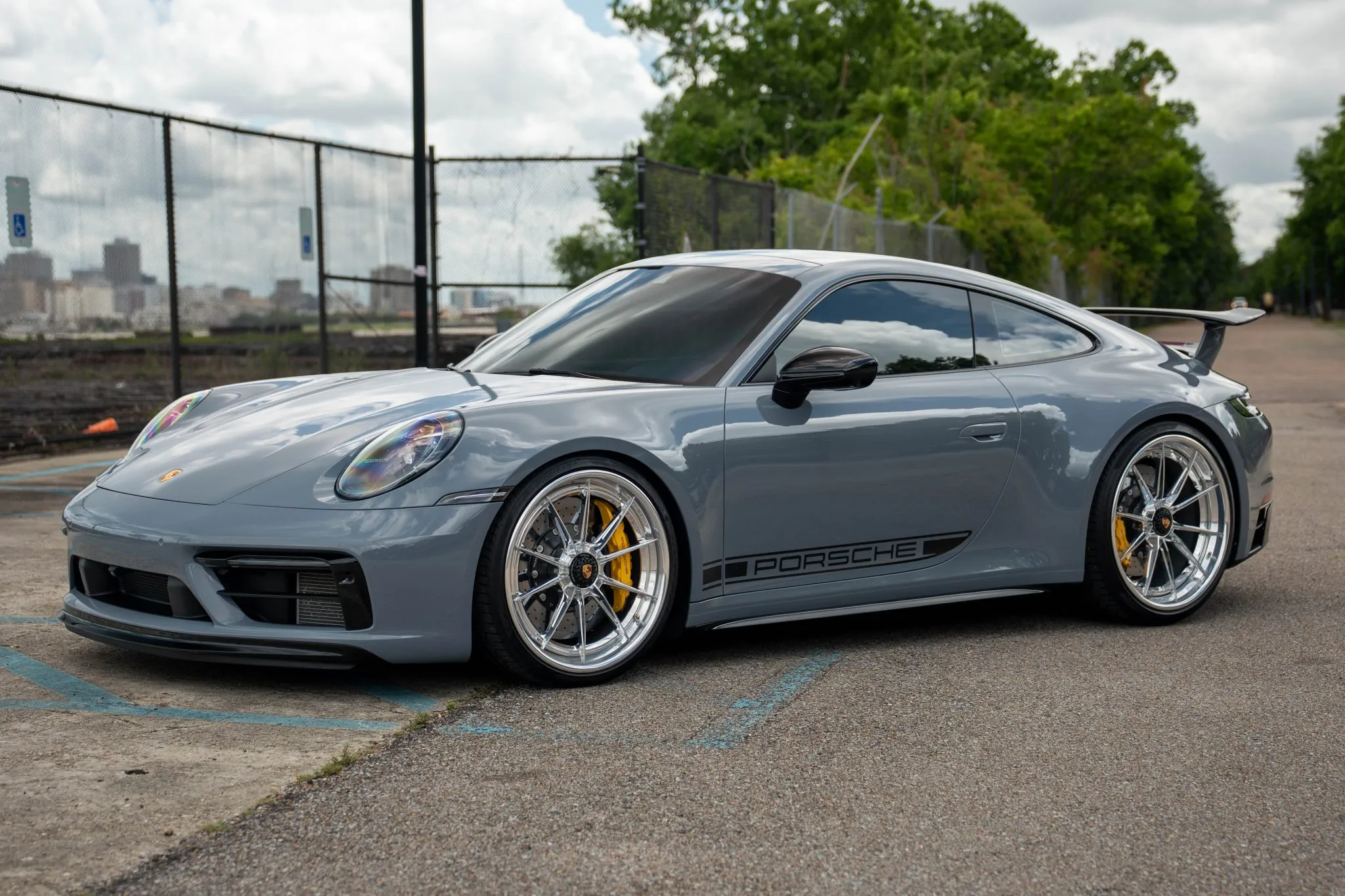 2023 Porsche 911 Carrera GTS