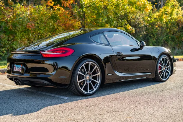 2014 Cayman S photo 2