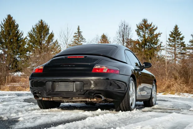 2001 911 Carrera photo 2