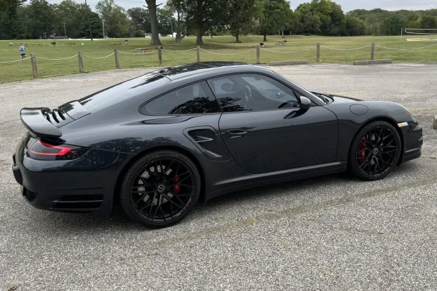 2009 911 Turbo photo 2