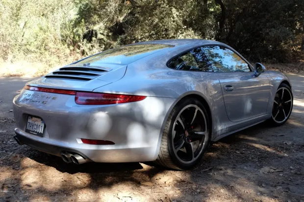 2015 911 Carrera 4S photo 2