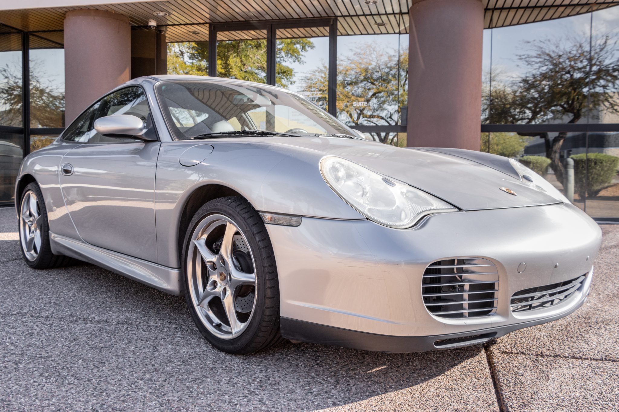 2004 911 Carrera photo 2