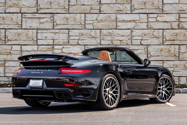2015 911 Turbo S Cabriolet photo 2