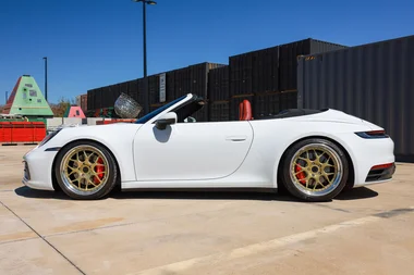 2020 911 carrera-s photo 2
