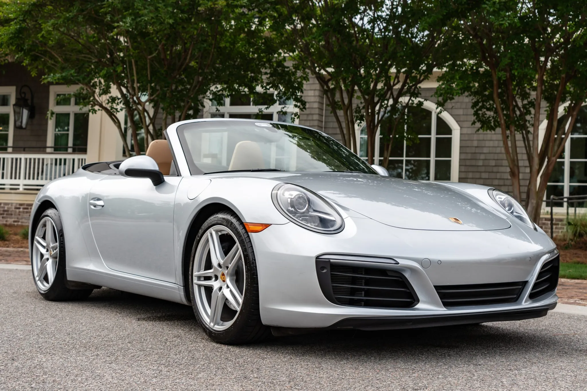 2018 Porsche 911 Carrera Cabriolet