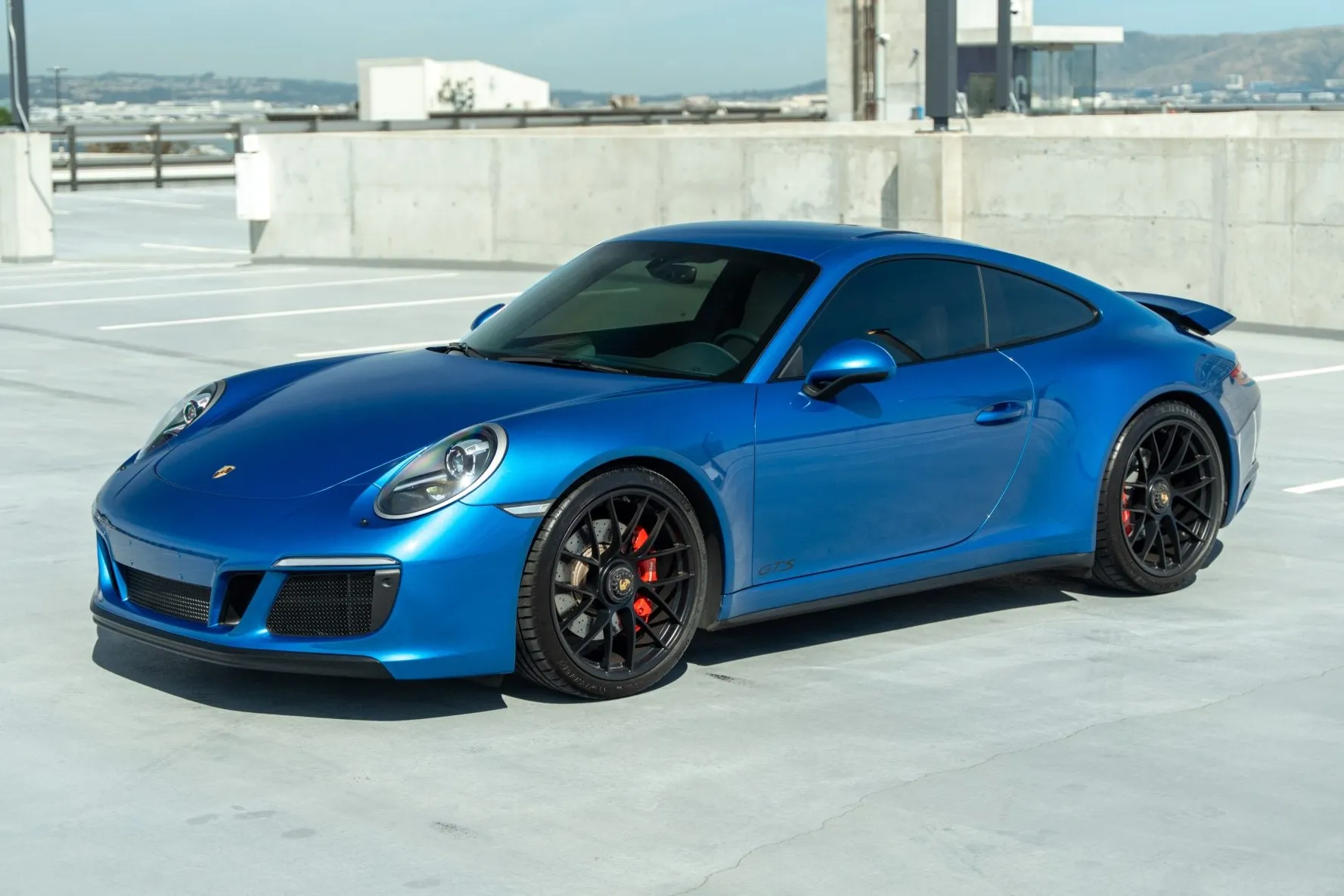 2017 Porsche 911 Carrera GTS