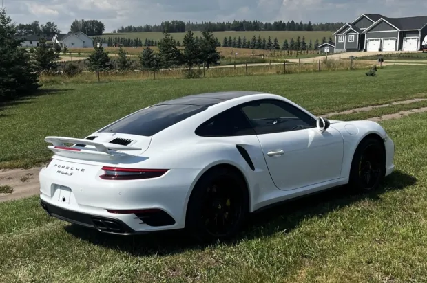 2017 911 Turbo S photo 2