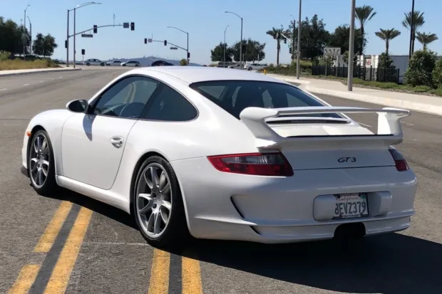 2007 911 GT3 photo 2