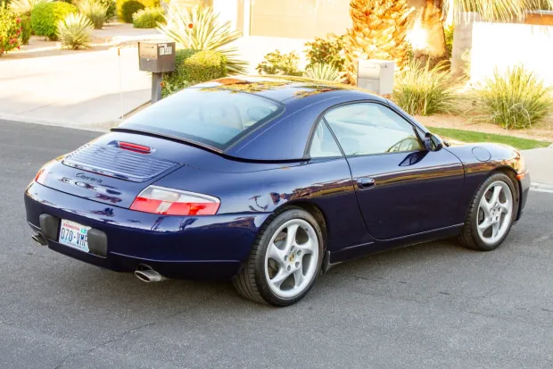 2001 911 Carrera photo 2