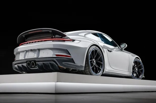 2022 911 GT3 Touring photo 2