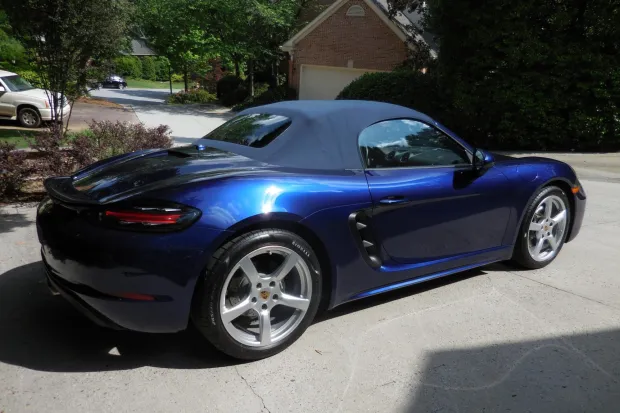 2022 718 Boxster Base photo 2