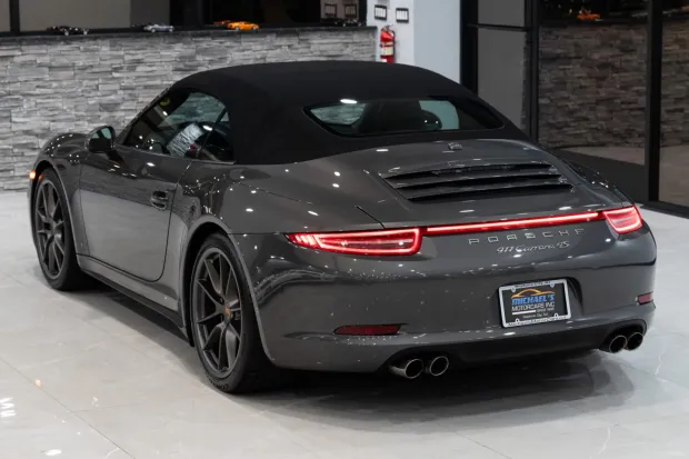 2014 911 Carrera 4S Cabriolet photo 2
