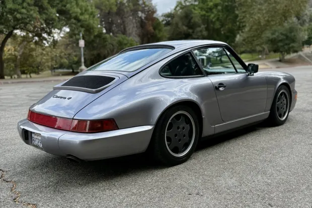 2019 911 Carrera S photo 2