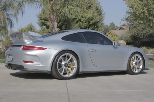 2015 911 GT3 photo 2