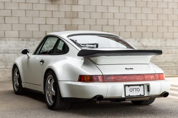 2021 911 Carrera photo 2