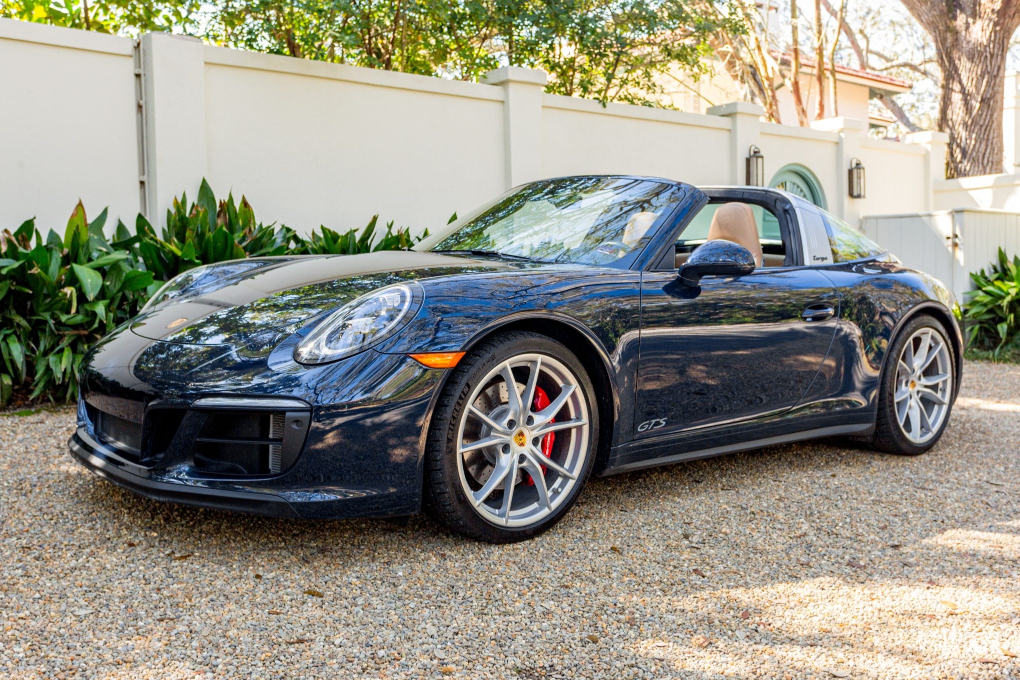 2019 911 Targa 4 GTS photo 2