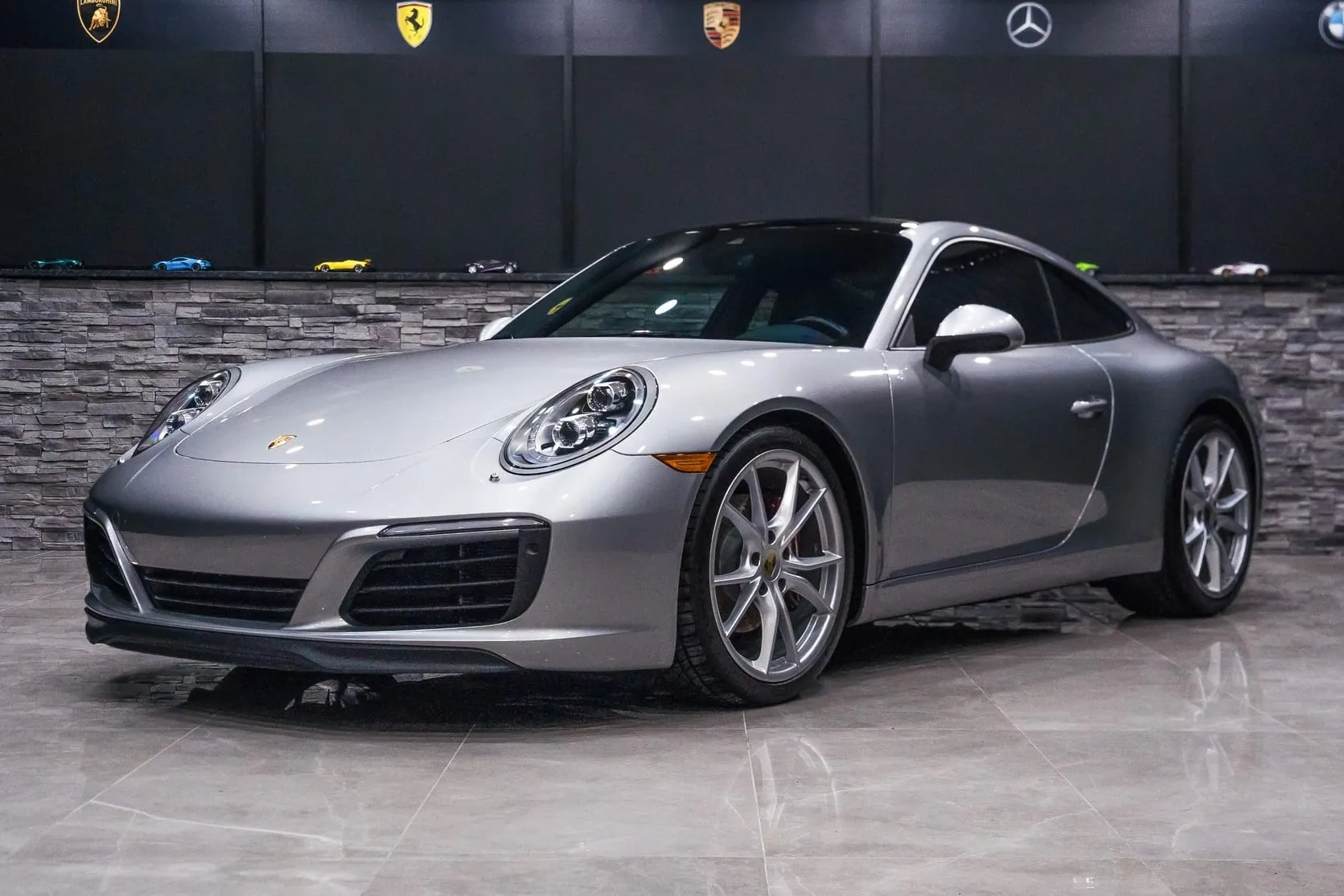 2017 Porsche 911 Carrera