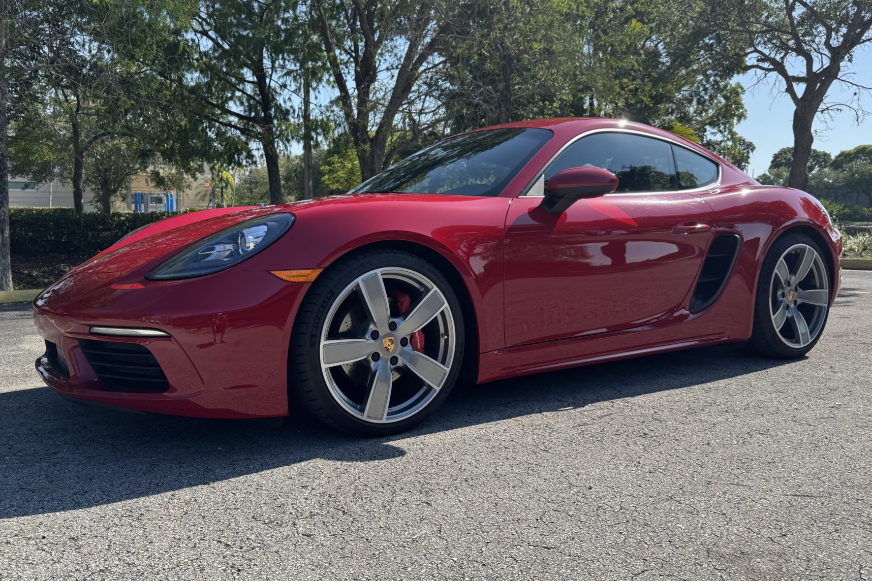 2018 718 Cayman S photo 2