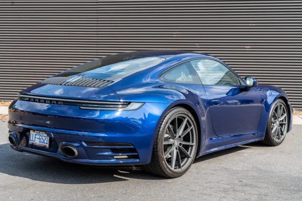 2023 911 Carrera T photo 2