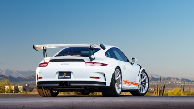2016 911 GT3 RS photo 2