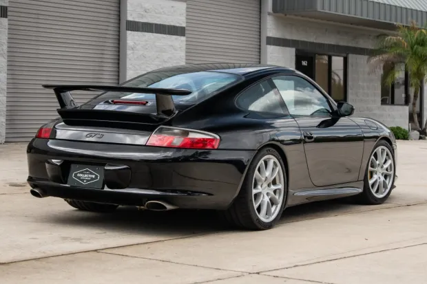 2004 911 GT3 photo 2