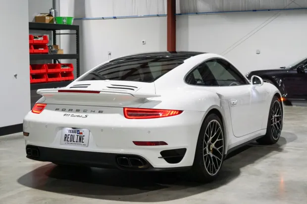 2014 911 Turbo S photo 2