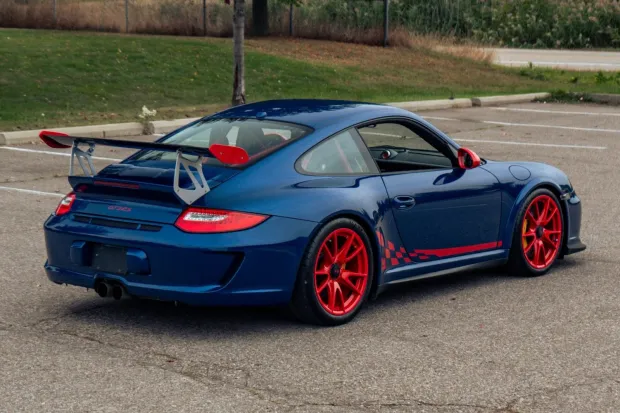 2010 911 GT3 photo 2