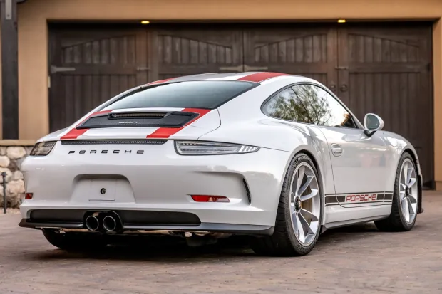 2016 911 R photo 2